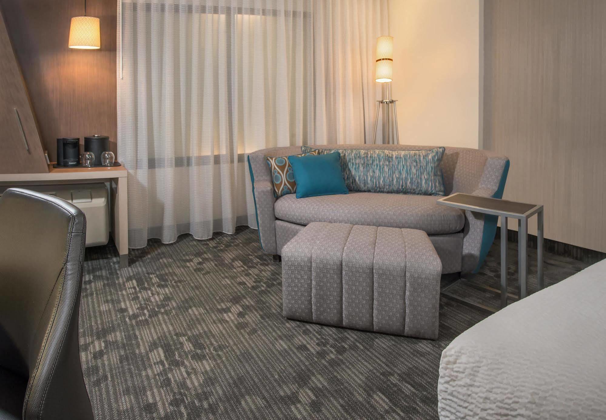 Hotel Courtyard By Marriott Lenox Berkshires Exteriér fotografie